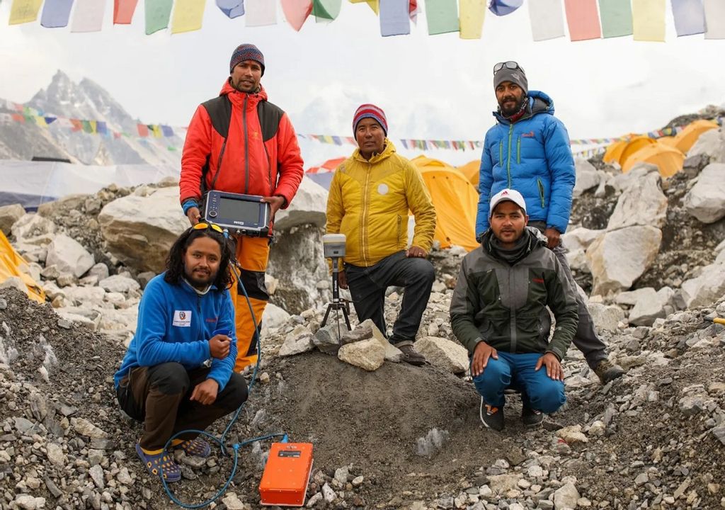 Este martes anunciarán nueva altura del Everest