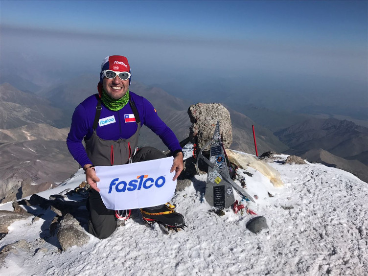 Hernán Leal intentará el Makalu