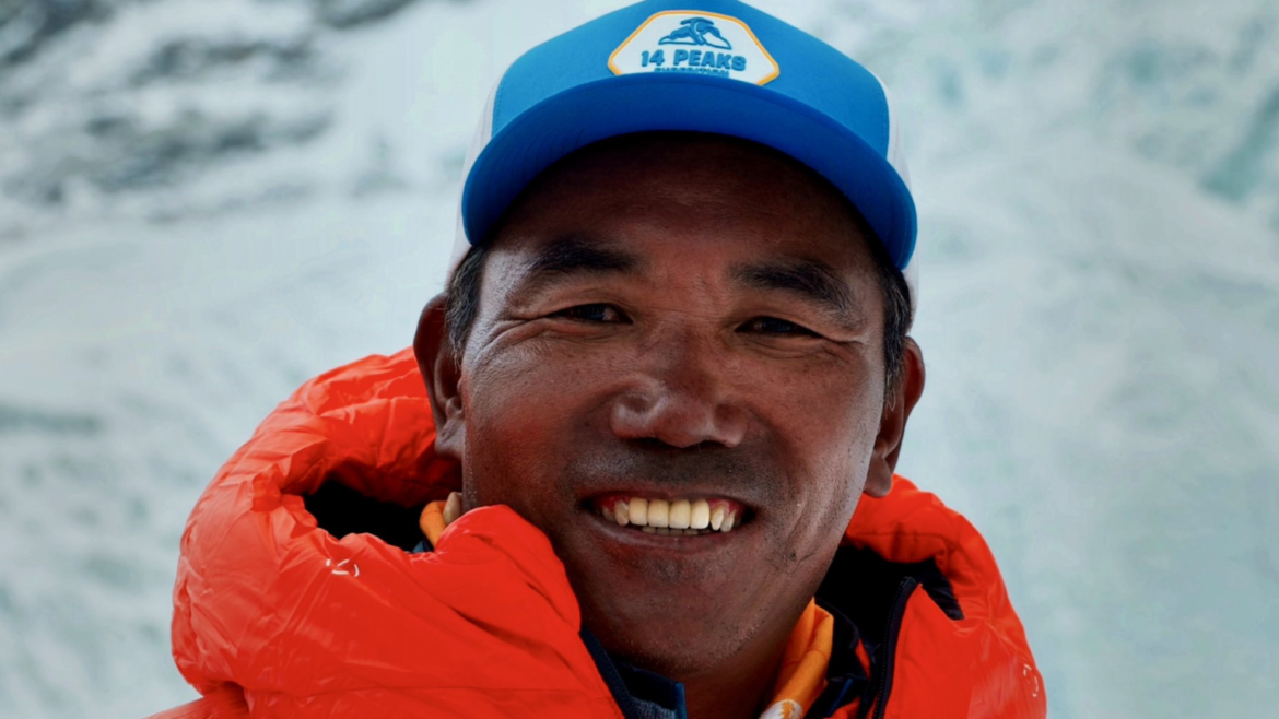¡Kami Rita gigante!, sube el Everest por trigésima segunda vez