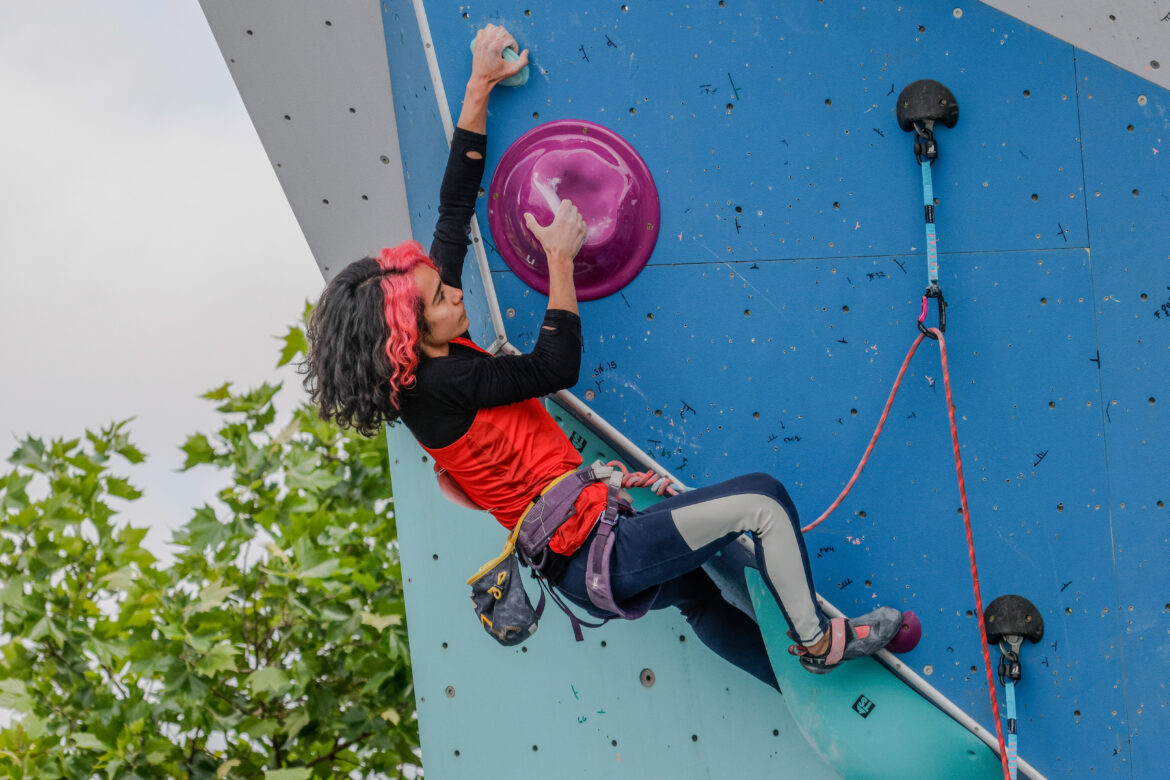 Martina Castro clasificó a semifinales de la World Climbing Series de Santiago